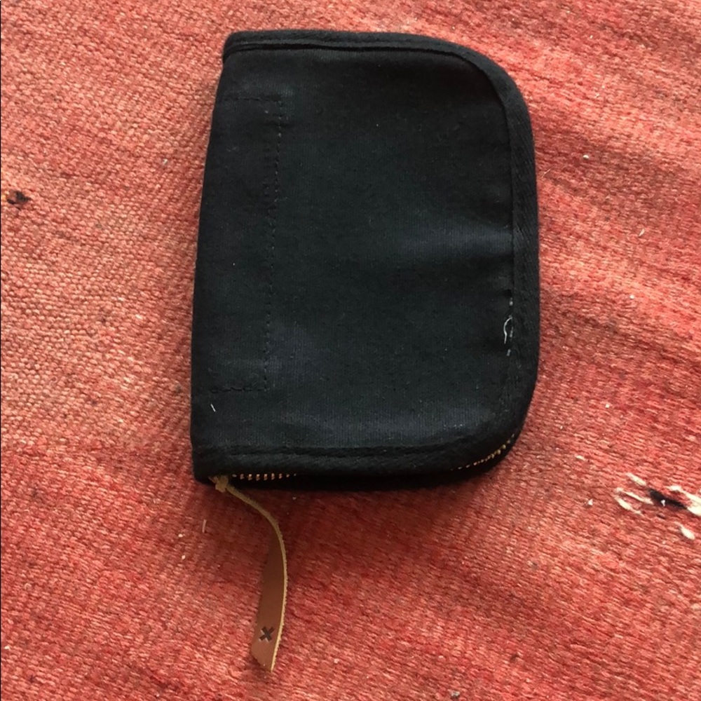 Best x Made Passport Holder